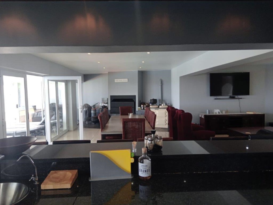 5 Bedroom Property for Sale in Ferreira Town Eastern Cape